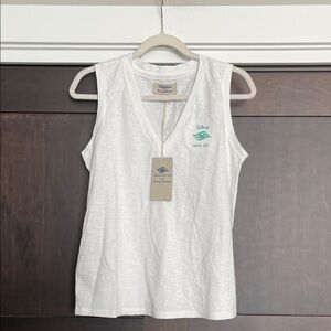 Tommy Bahama Disney Parks Disney Cruise Line Women’s Tank top Size small